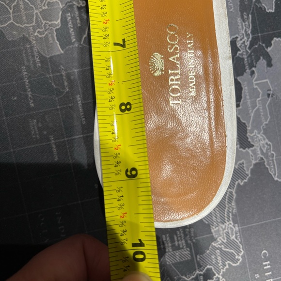 Italian Leather Block Kitten Heels - Picture 10 of 16